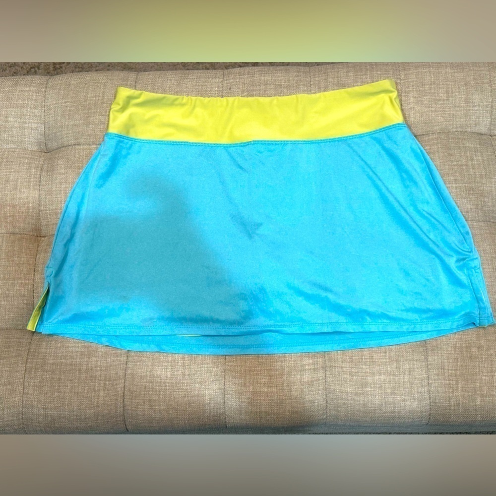 Marika Tek Women’s Tennis Skirt - Size XL - Good Used Condition